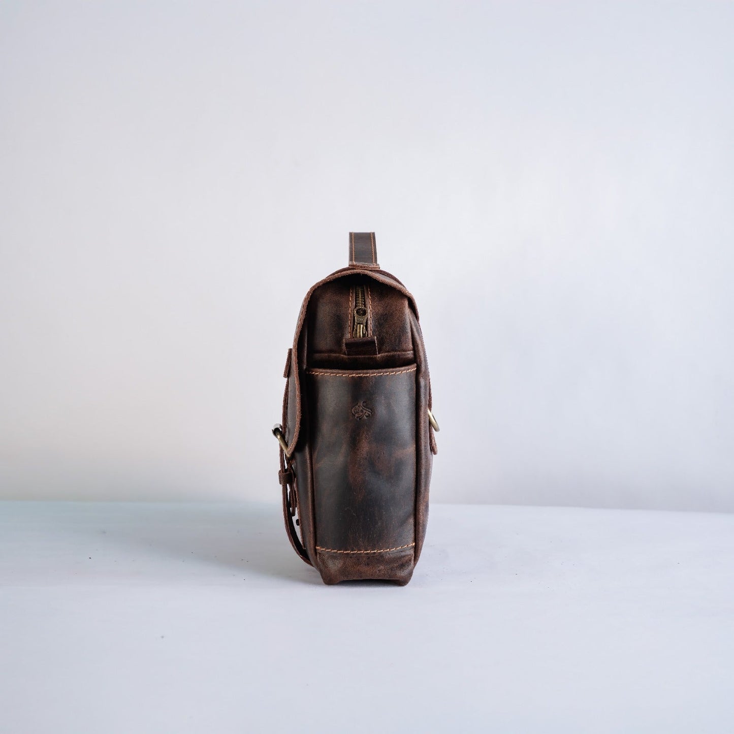 Messenger Bag Oxblood